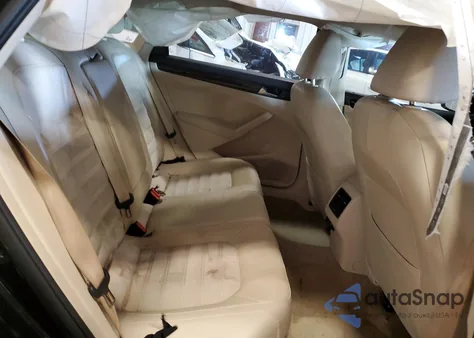 2015 Volkswagen Passat Sel из США, поврежденный, VIN 1VWCV7A3XFC016565